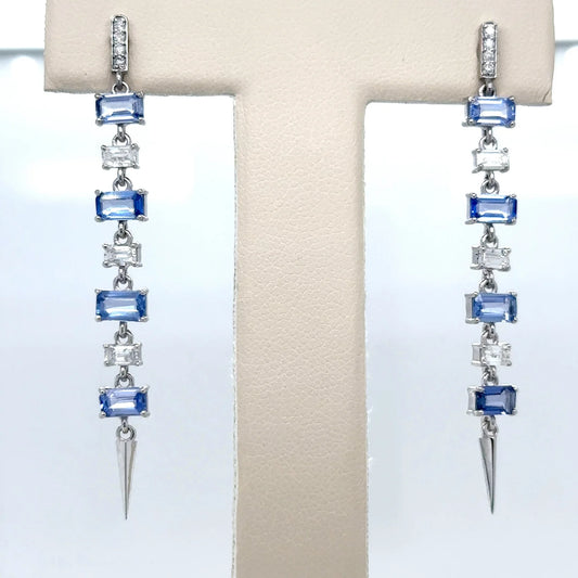 18KT WHITE GOLD SAPPHIRE AND DIAMONDS EARRING