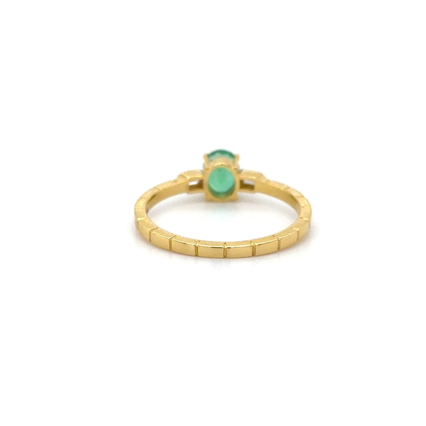 14KT YELLOW GOLD EMERALD AND DIAMONDS RING