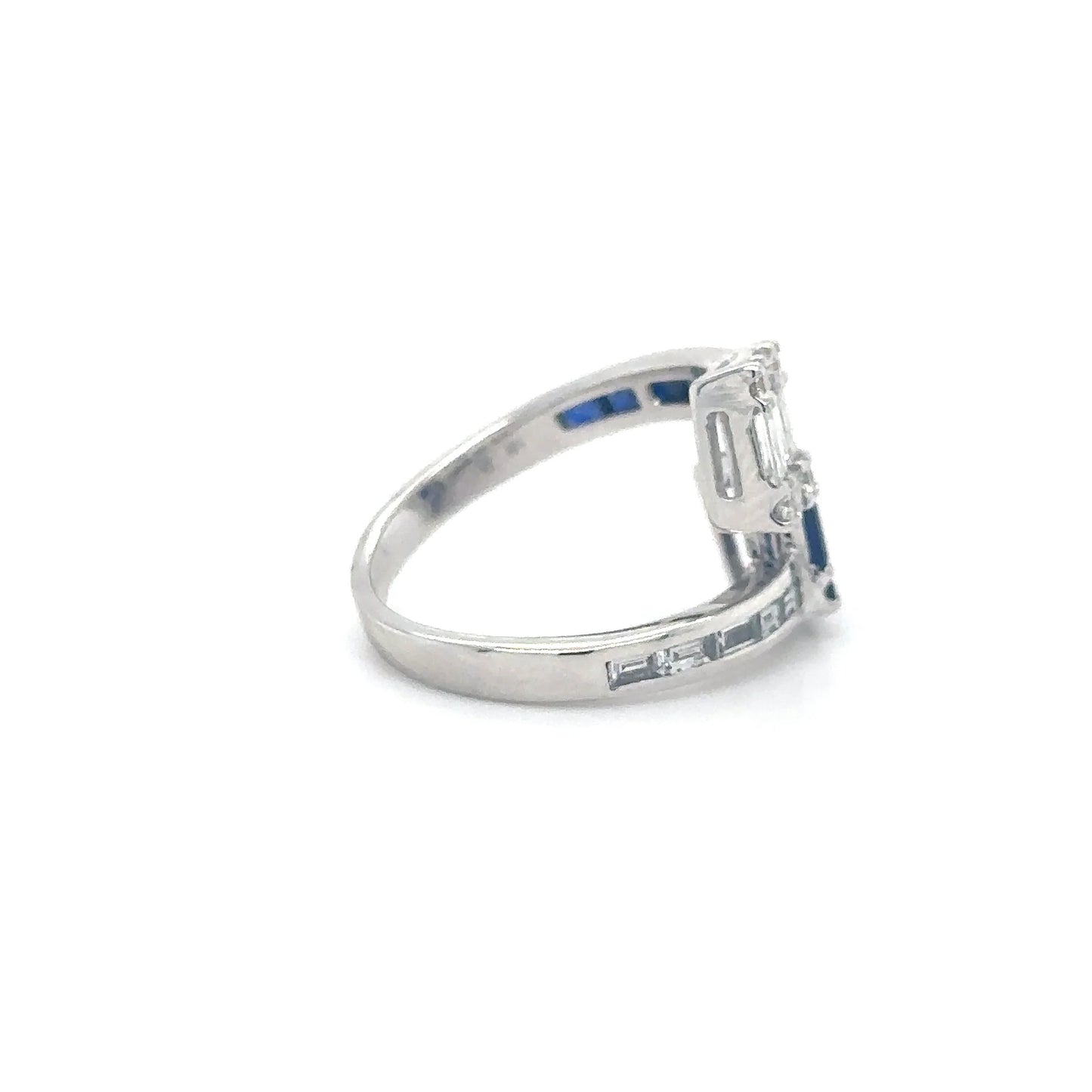 14KT WHITE GOLD SAPPHIRE DIAMOND RING