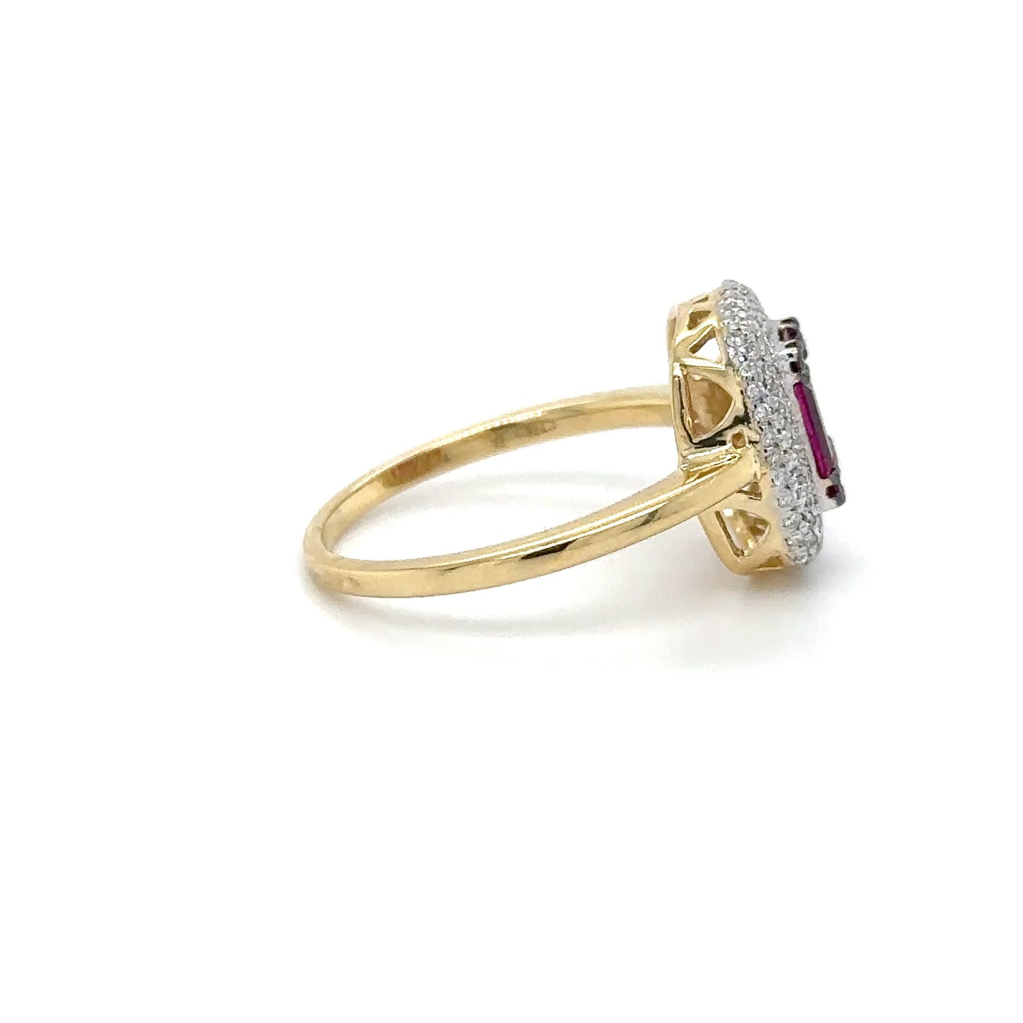 18KT YELLOW GOLD BAGUETTE RUBY AND DIAMONDS RING