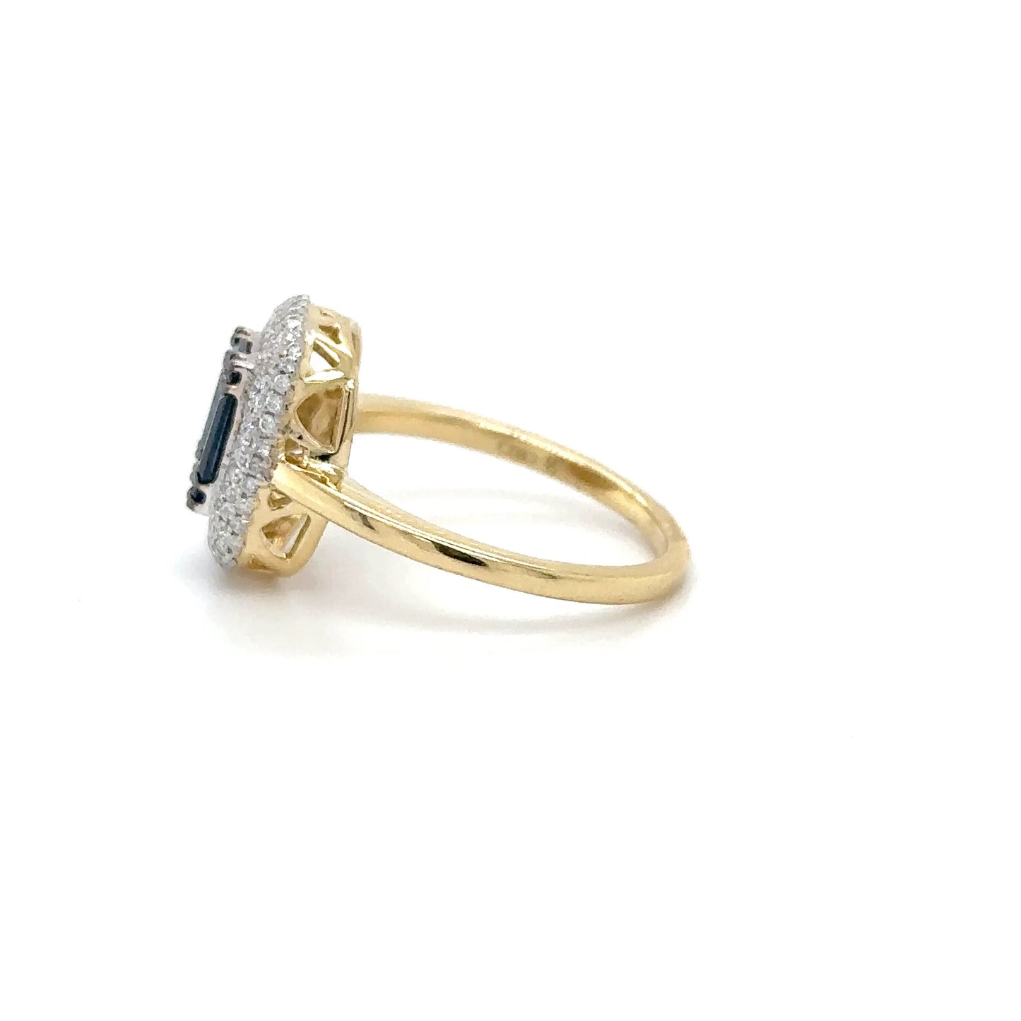 18KT YELLOW GOLD BAGUETTE SAPPHIRE AND DIAMONDS RING