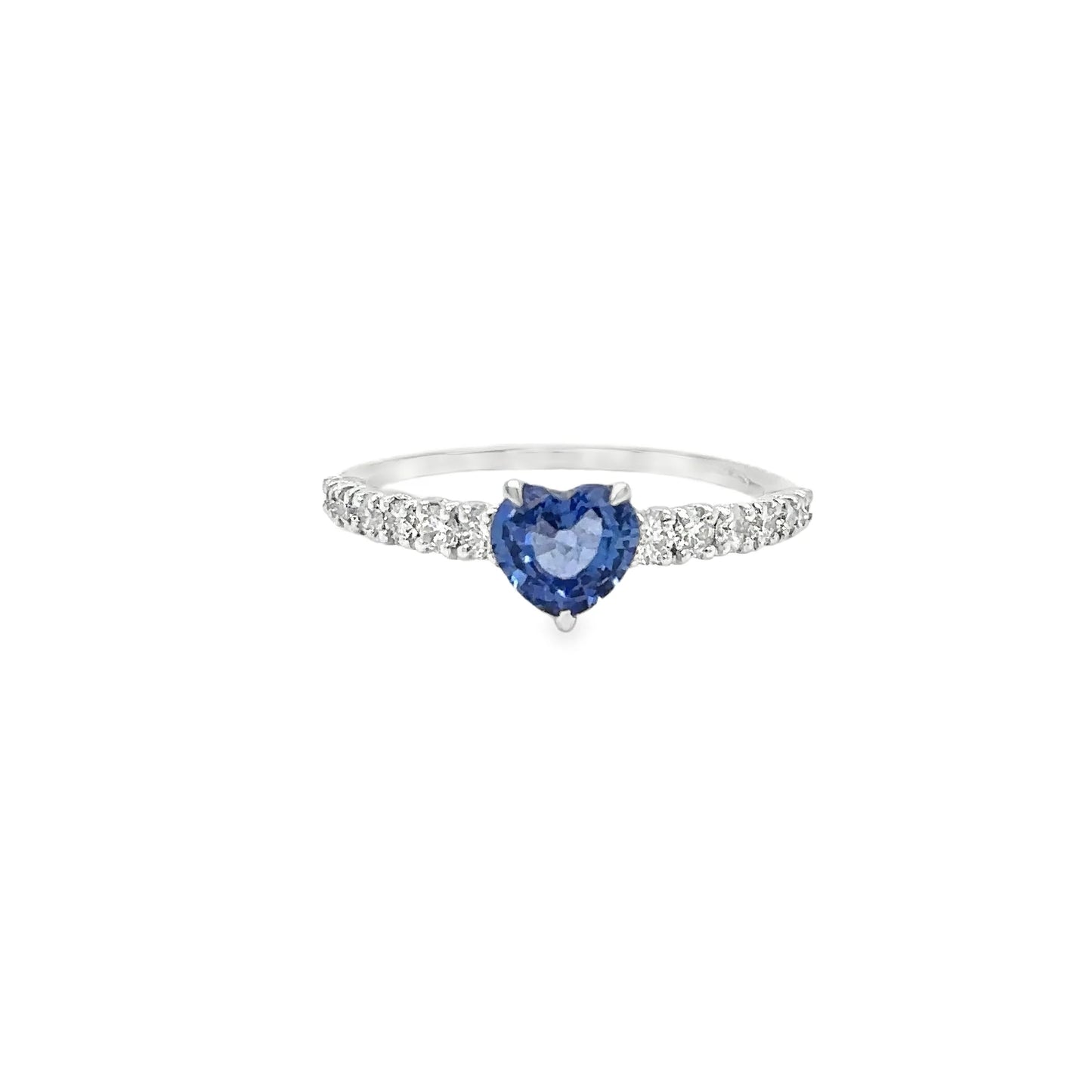 18KT WHITE GOLD HEART BLUE SAPPHIRE AND DIAMONDS RING