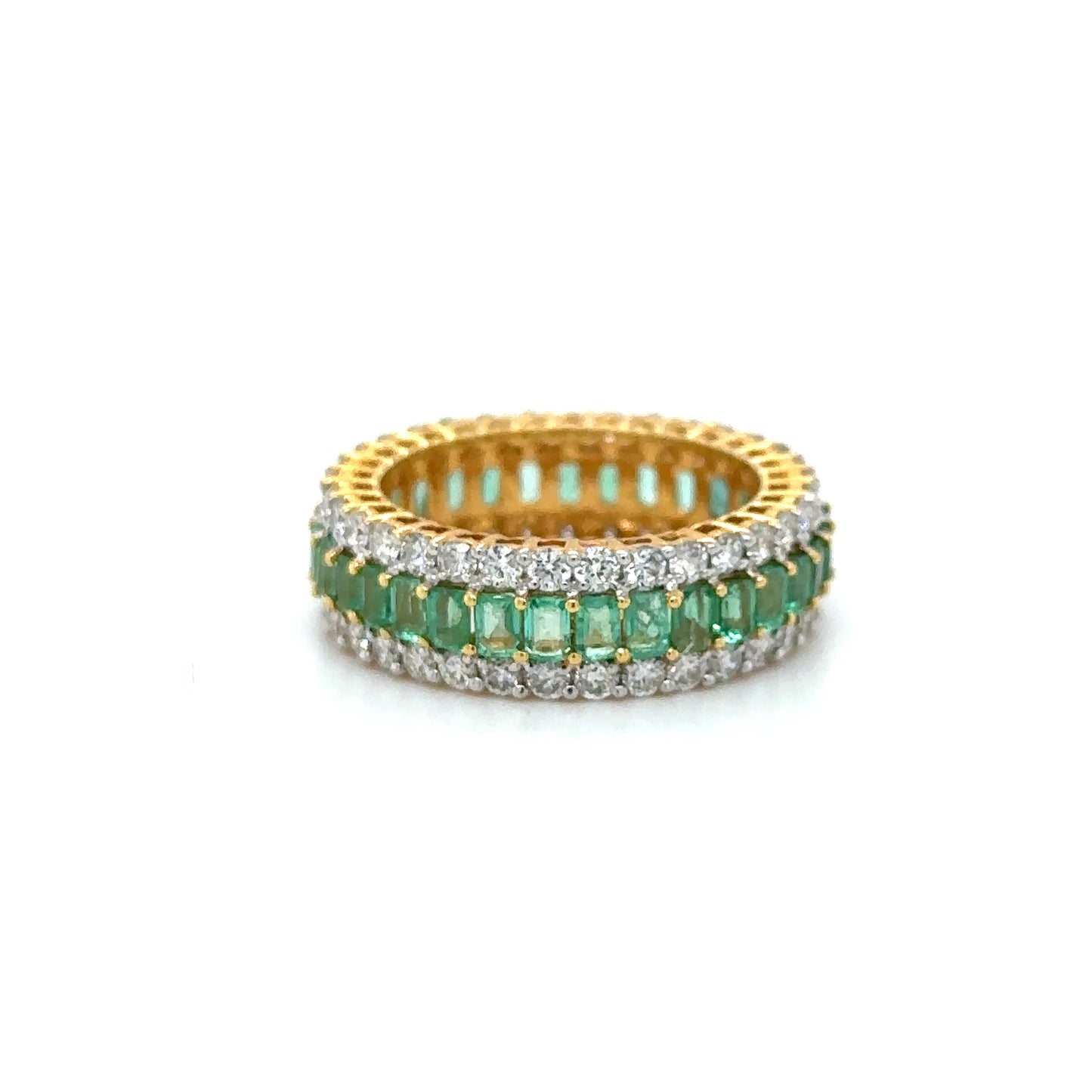 18KT YELLOW GOLD EMERALD DIAMOND RING
