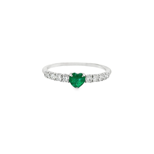 18KT WHITE GOLD HEART EMERALD AND DIAMONDS RING
