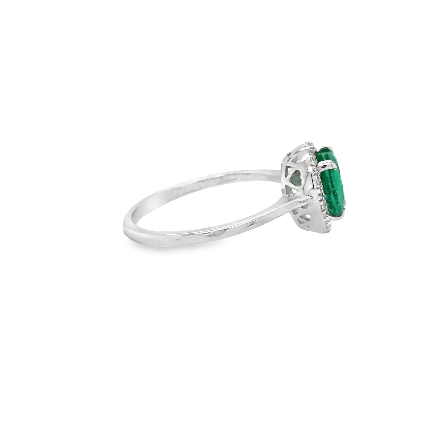 18KT WHITE GOLD HEART SHAPED EMERALD DIAMOND RING