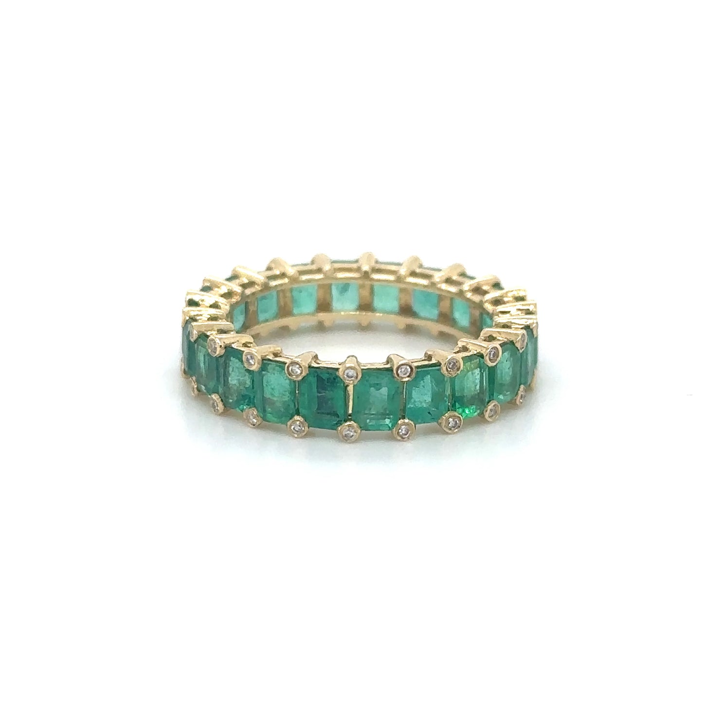 14KT YELLOW GOLD EMERALD AND DIAMONDS RING