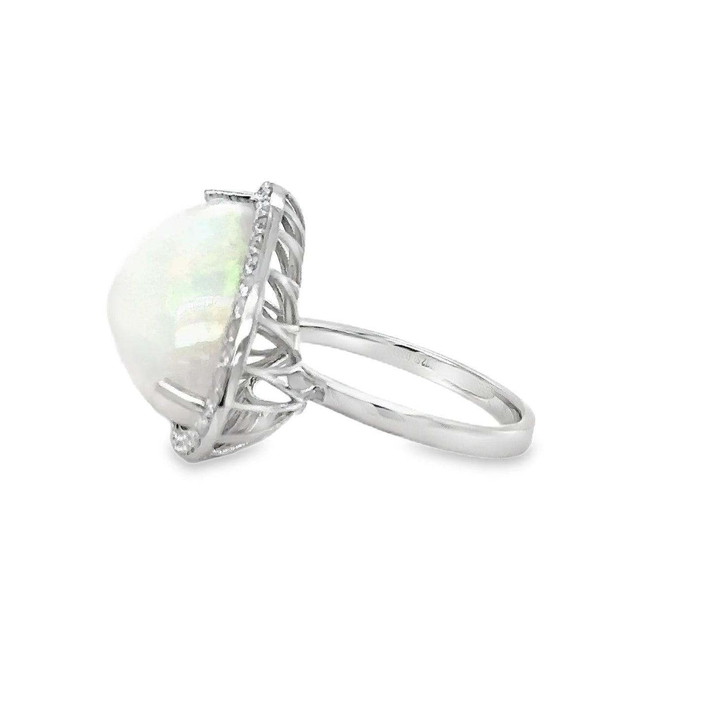 14KT YELLOW GOLD OPAL AND DIAMOND RING