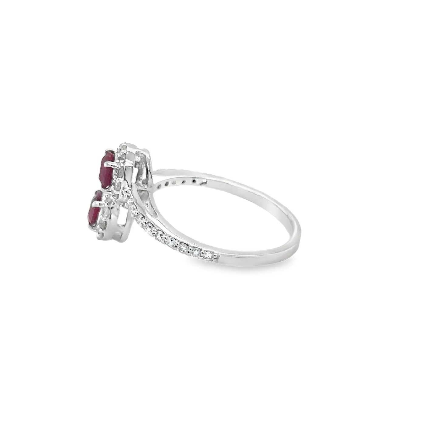18KT WHITE GOLD RUBY AND DIAMONDS RING