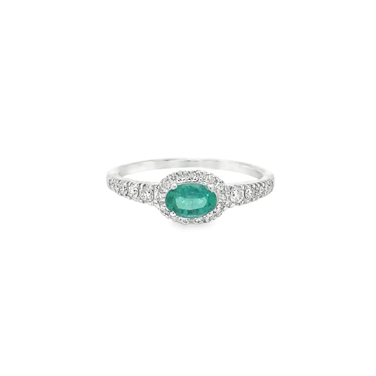 18KT WHITE GOLD EMERALD AND DIAMONDS RING