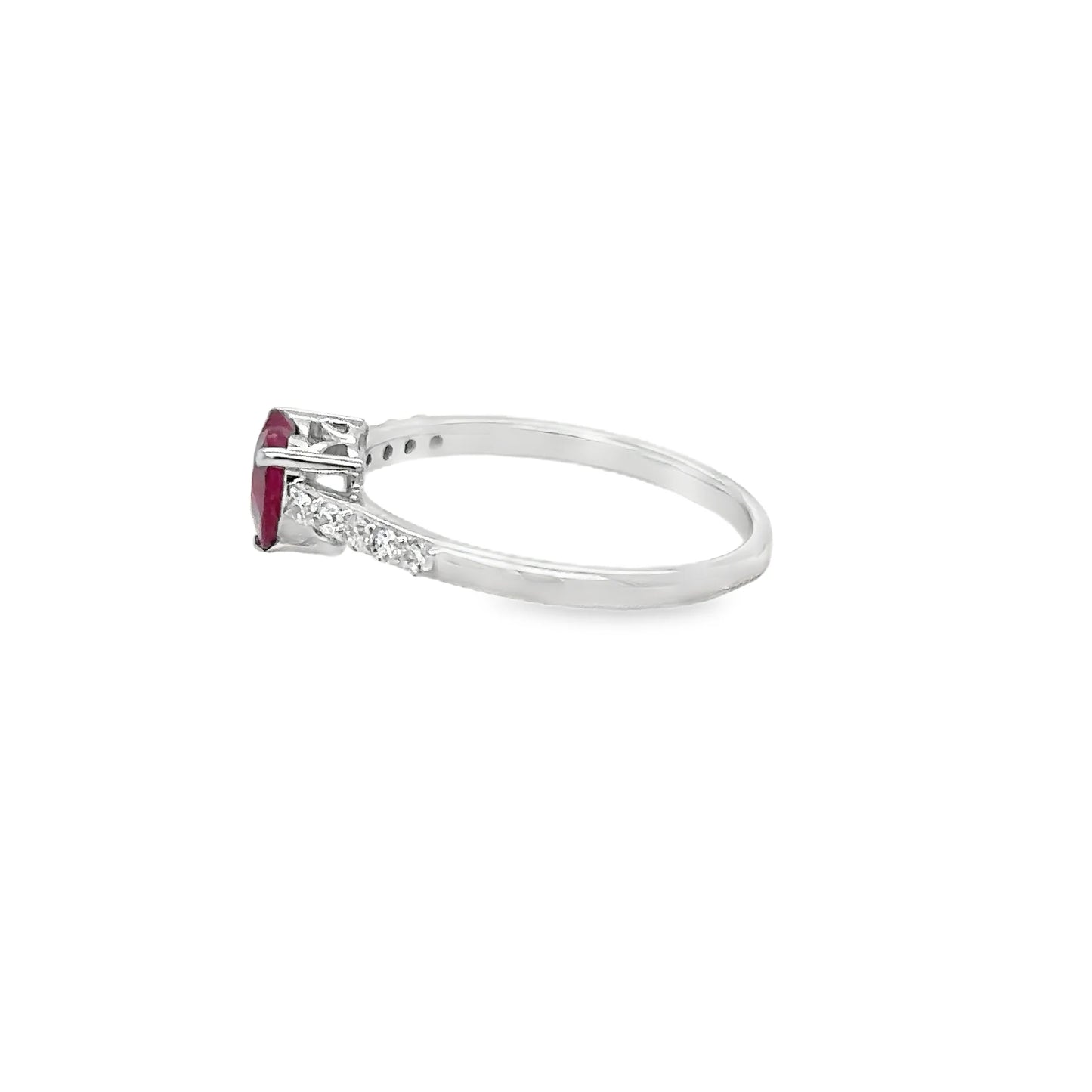 18KT WHITE GOLD HEART SHAPED RUBY DIAMOND RING