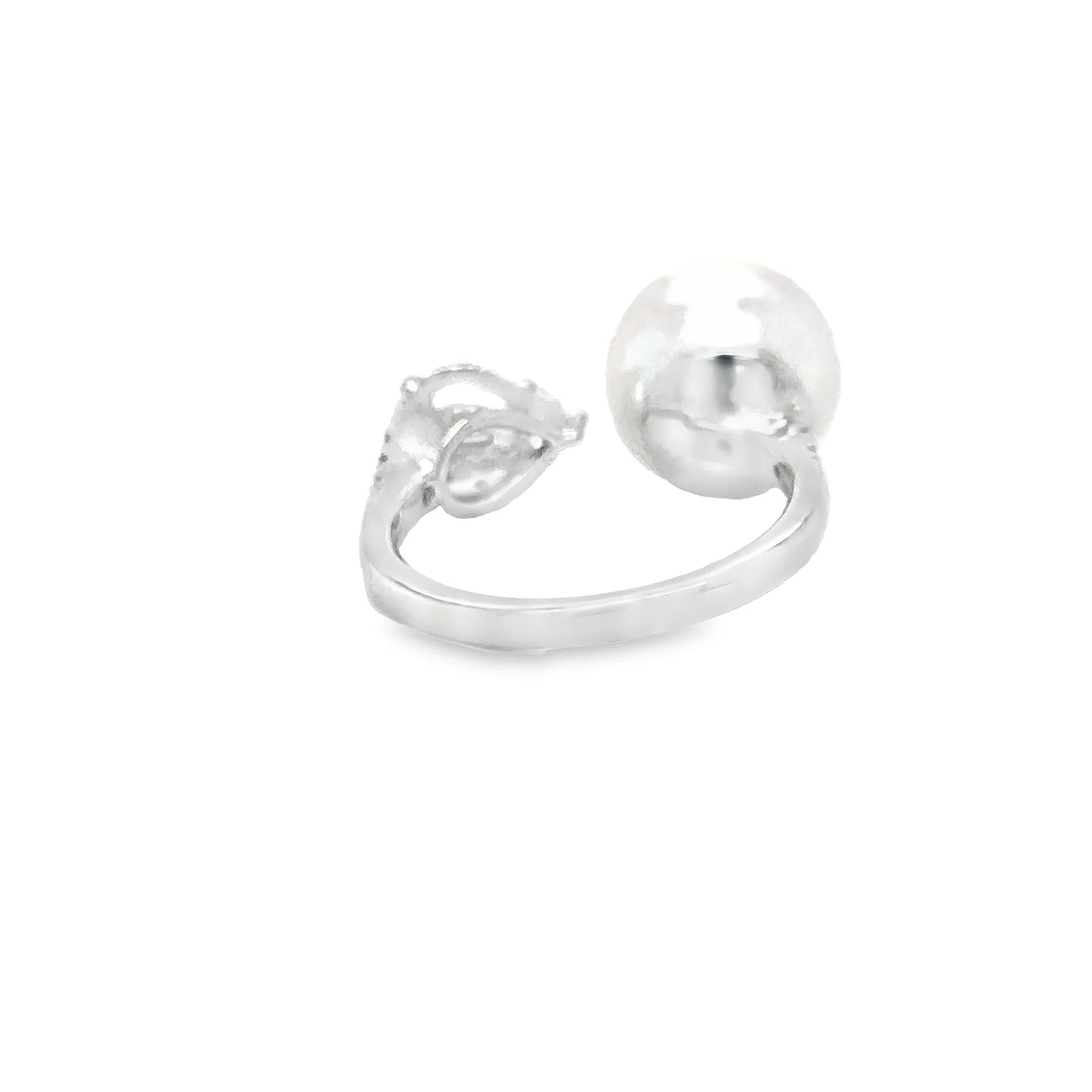 14KT WHITE GOLD FRESH WATER PEARL AND DIAMOND RING