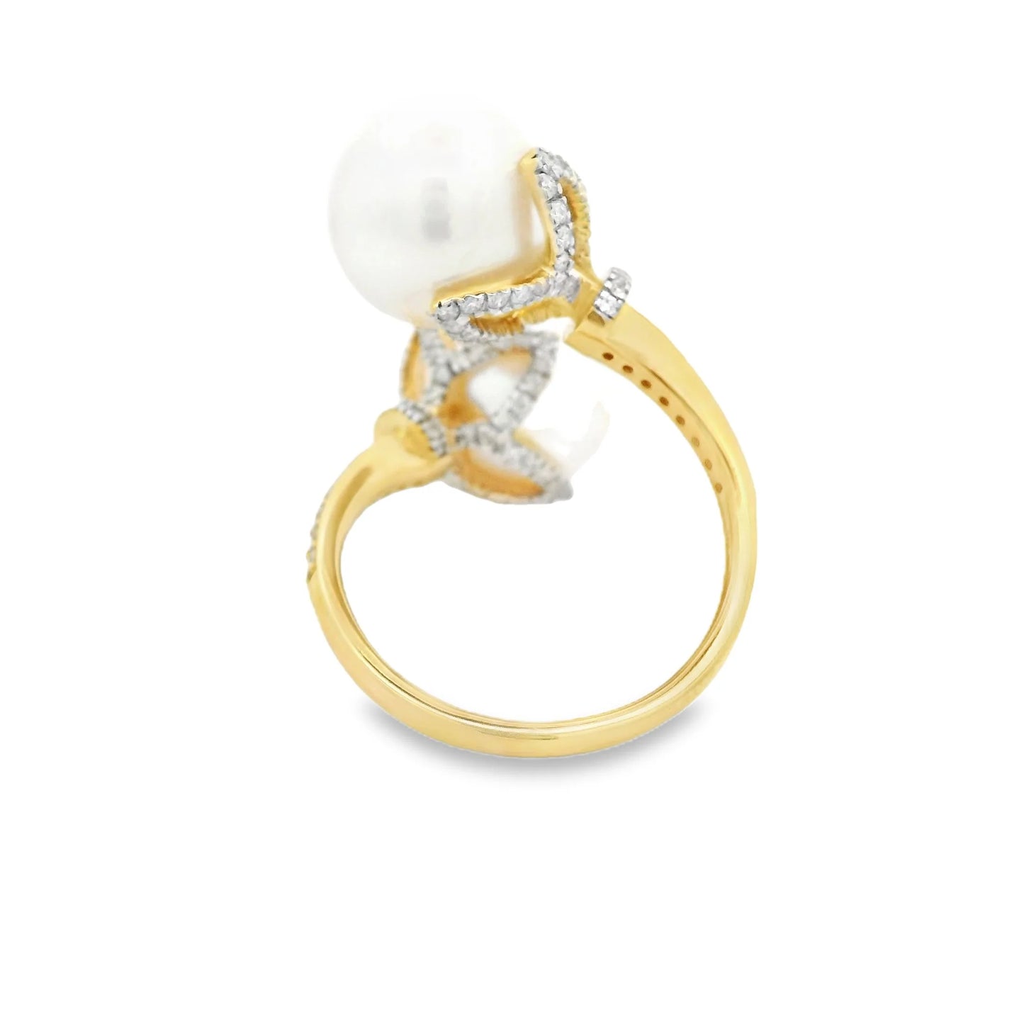 14KT YELLOW GOLD FRESH WATER PEARL AND DIAMOND RING