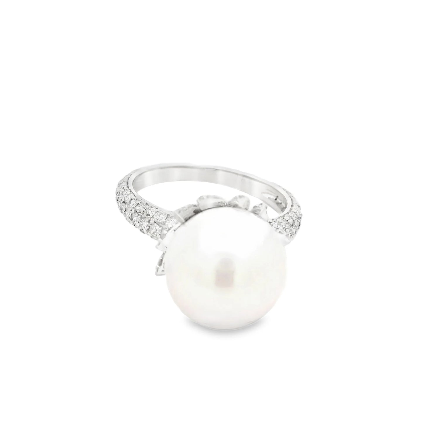 14KT WHITE GOLD FRESH WATER PEARL AND DIAMOND RING