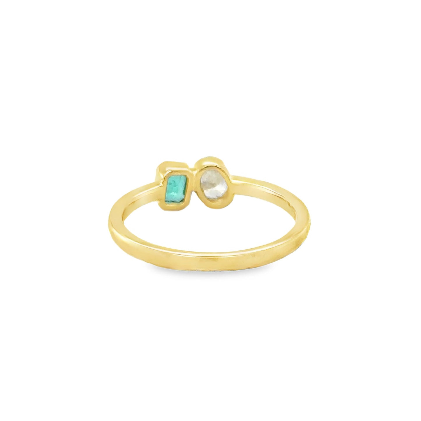 14KT YELLOW GOLD EMERALD AND CHAMPAGNE DIAMOND RING