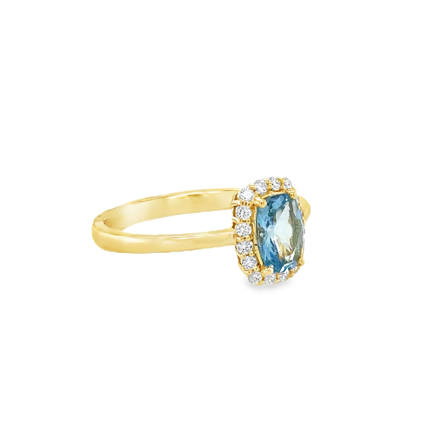 14KT GOLD AQUAMARINE AND DIAMONDS RING