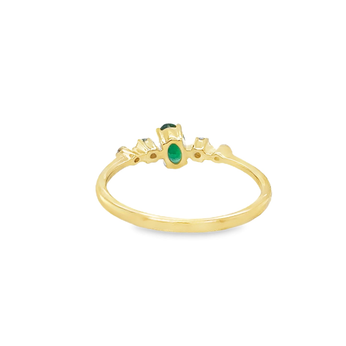 14KT YELLOW GOLD EMERALD AND DIAMOND RING