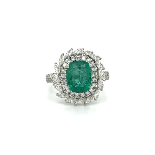 18K WHITE GOLD EMERALD AND DIAMOND RING