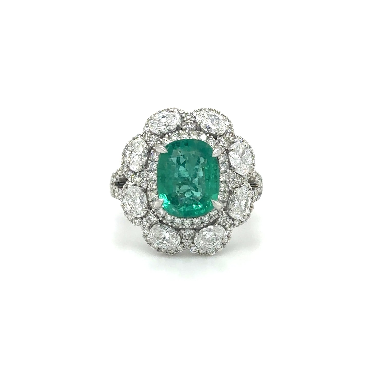 18K WHITE GOLD EMERALD AND DIAMOND RING