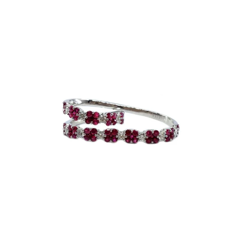 18KT WHITE GOLD RUBY AND DIAMOND RING