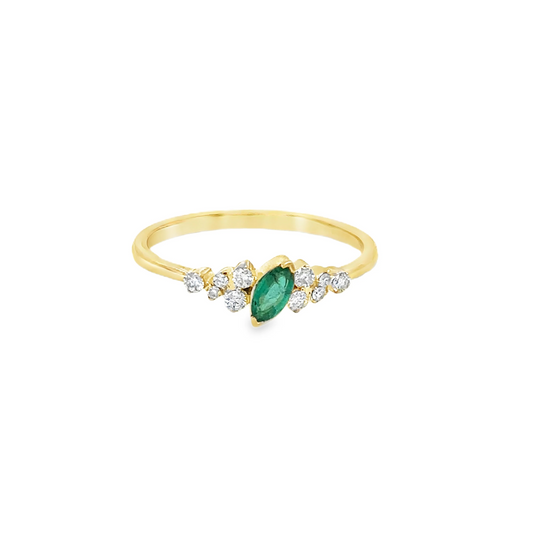 14KT YELLOW GOLD EMERALD AND DIAMOND RING