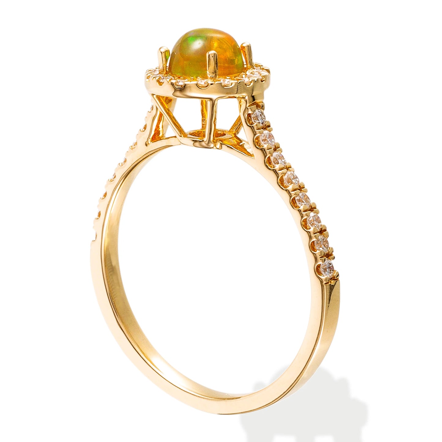 14KT YELLOW GOLD DIAMOND AND OPAL ROUND RING