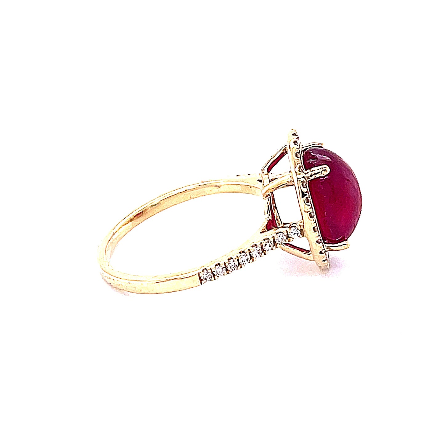 14KT YELLOW GOLD DIAMOND/RUBY OVAL SHAPE RING