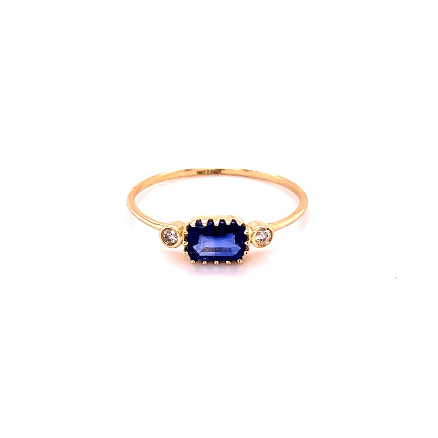 14KT GOLD BLUE SAPPHIRE RING WITH DIAMONDS