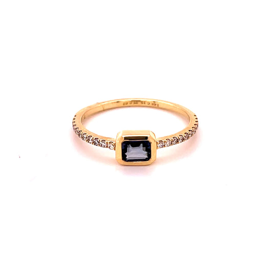 14KT GOLD BLUE SAPPHIRE RING