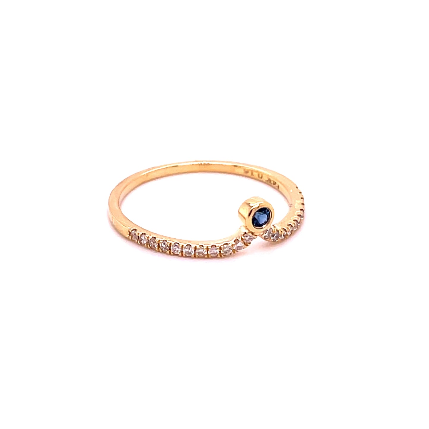 14KT GOLD BLUE SAPPHIRE RING WITH DIAMONDS