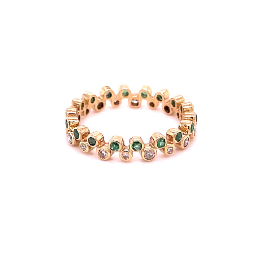 14KT GOLD EMERALD RING WITH DIAMONDS