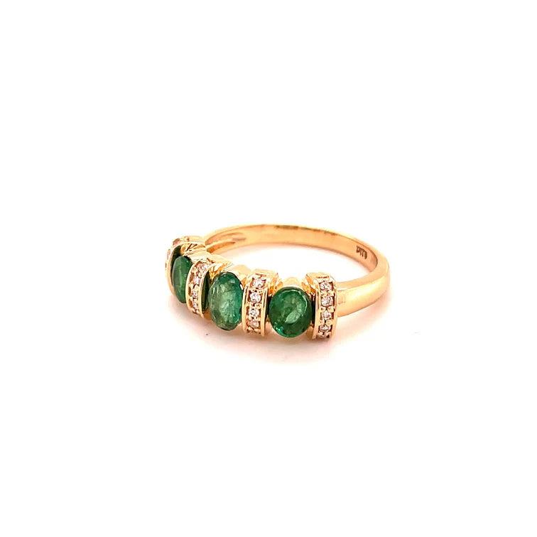 14KT GOLD EMERALD RING WITH DIAMONDS