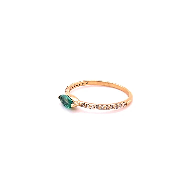 14KT YELLOW GOLD EMERALD RING WITH DIAMONDS