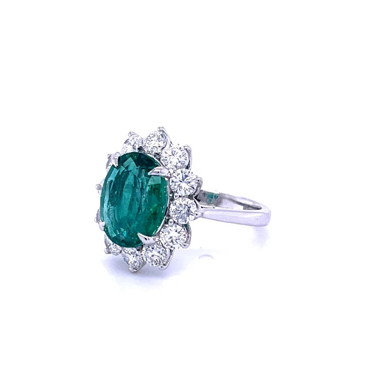 18KT WHITE GOLD EMERALD WITH DIAMOND RING