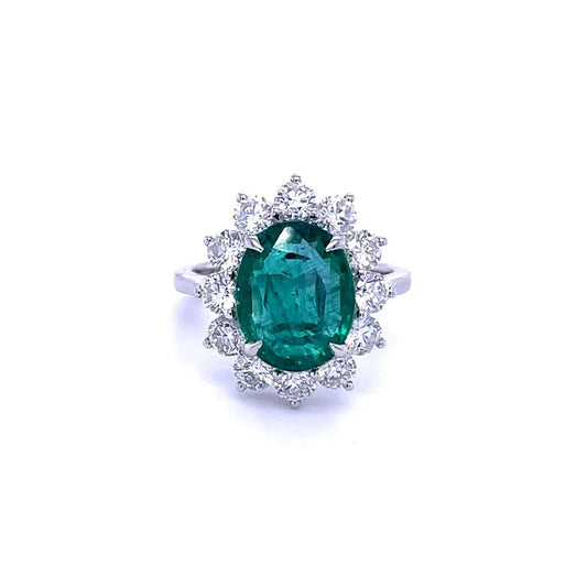 18KT WHITE GOLD EMERALD WITH DIAMOND RING