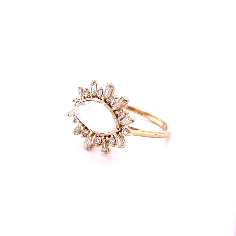 14KT YELLOW GOLD RAINBOW MOONSTONE WITH DIAMONDS RING