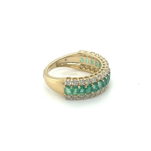 YELLOW GOLD EMERALD AND DIAMOND RING