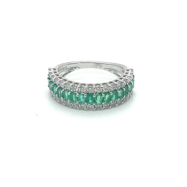 WHITE GOLD EMERALD AND DIAMOND RING