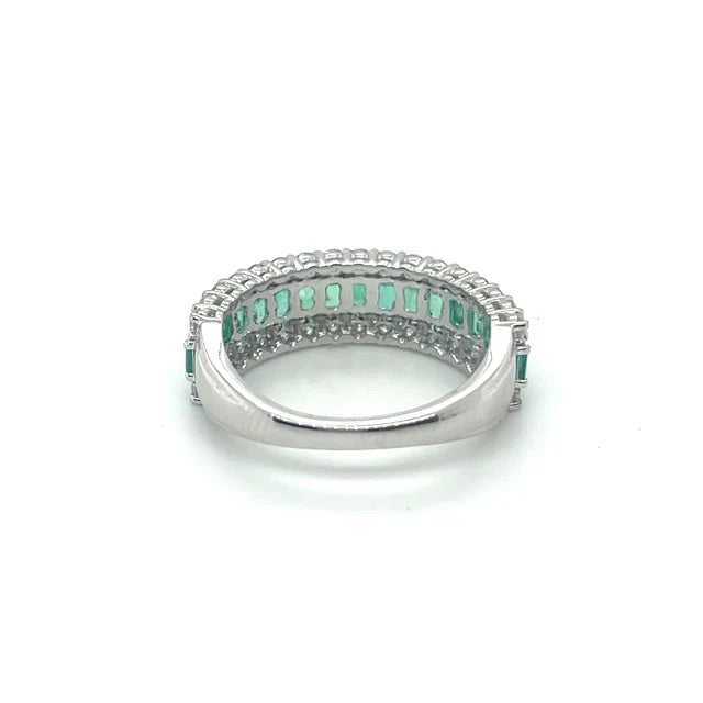 WHITE GOLD EMERALD AND DIAMOND RING