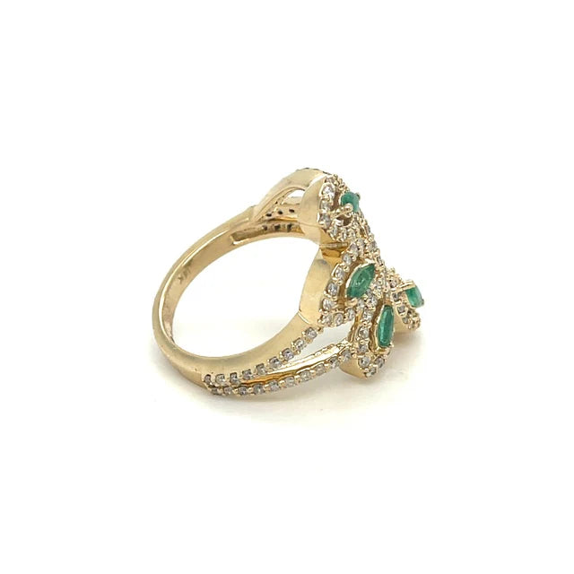 EMERALD DIAMOND RING