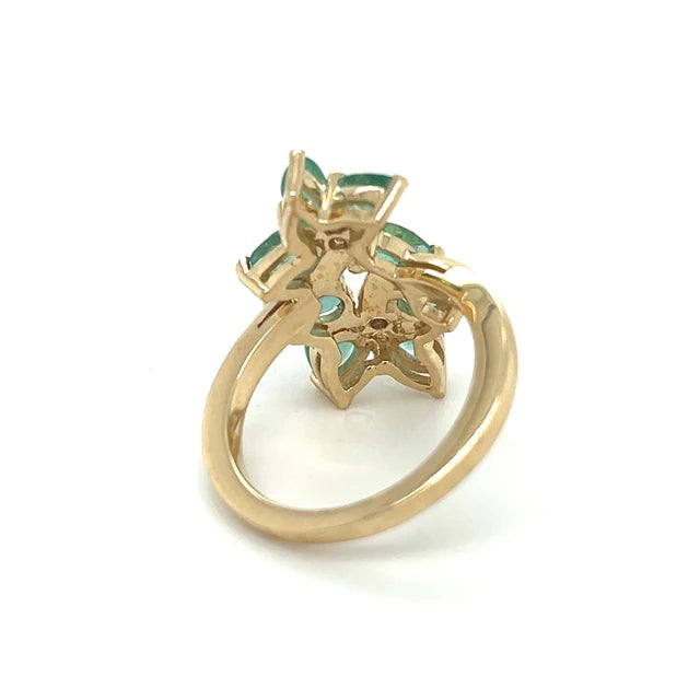 EMERALD DIAMOND RING