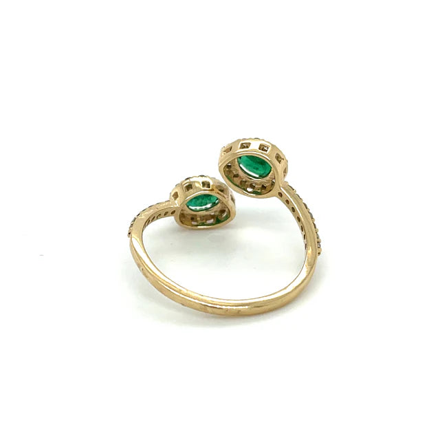 14KT EMERALD PEAR SHAPE WITH DIAMOND RING