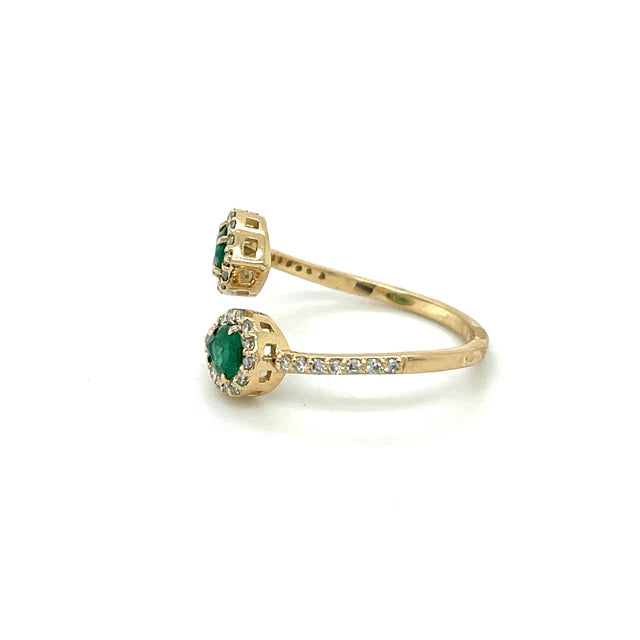 14KT EMERALD PEAR SHAPE WITH DIAMOND RING