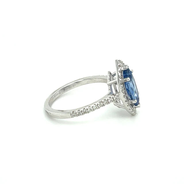 SAPPHIRE DIAMOND RING