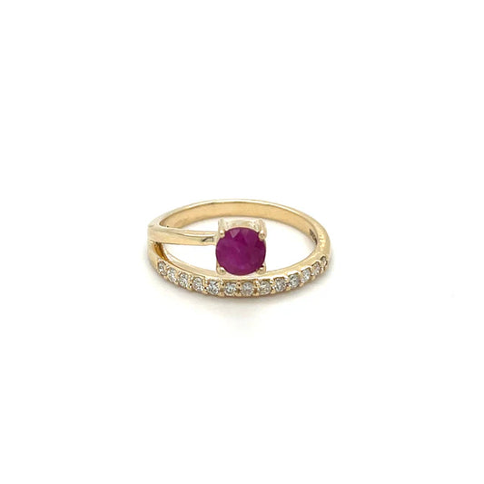 14KT YELLOW GOLD RUBY DIAMOND RING