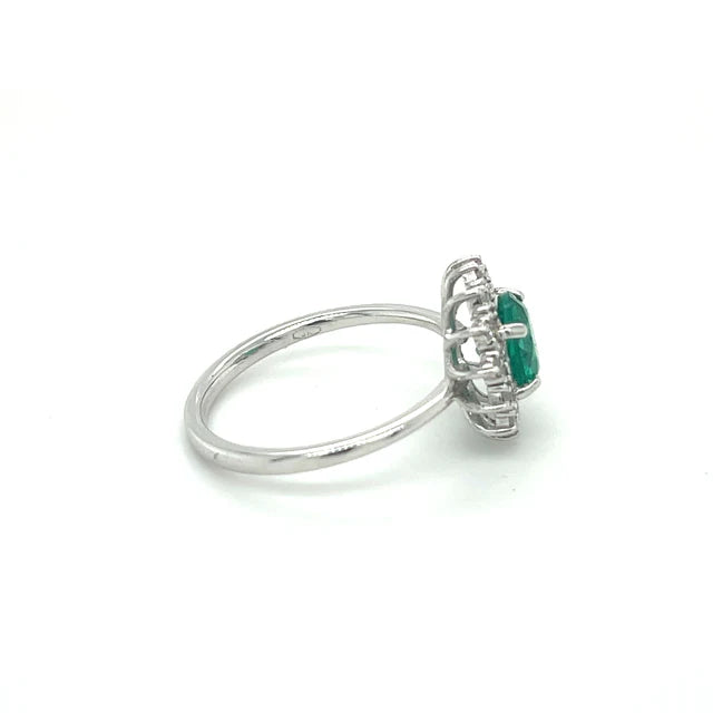 EMERALD DIAMOND RING