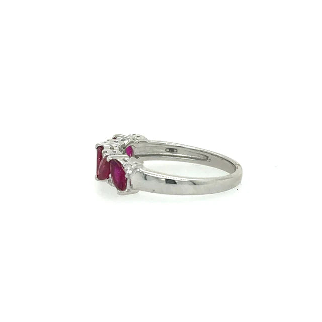 WHITE GOLD RUBY RING WITH DIAMONDS