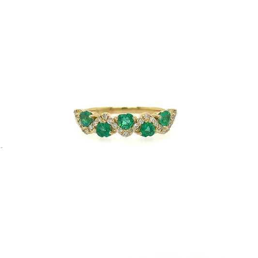 YELLOW GOLD RING WITH EMERALD AND DIAMONDS