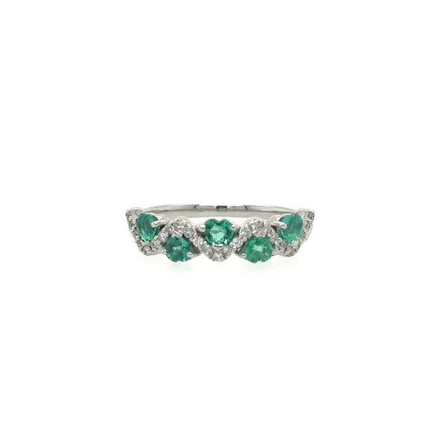 WHITE GOLD RING WITH EMERALD AND DIAMONDS