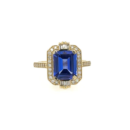 YELLOW GOLD TANZANITE RING WITH DIAMONDS