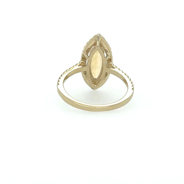 YELLOW GOLD TOPAZ RING WITH DIAMONDS